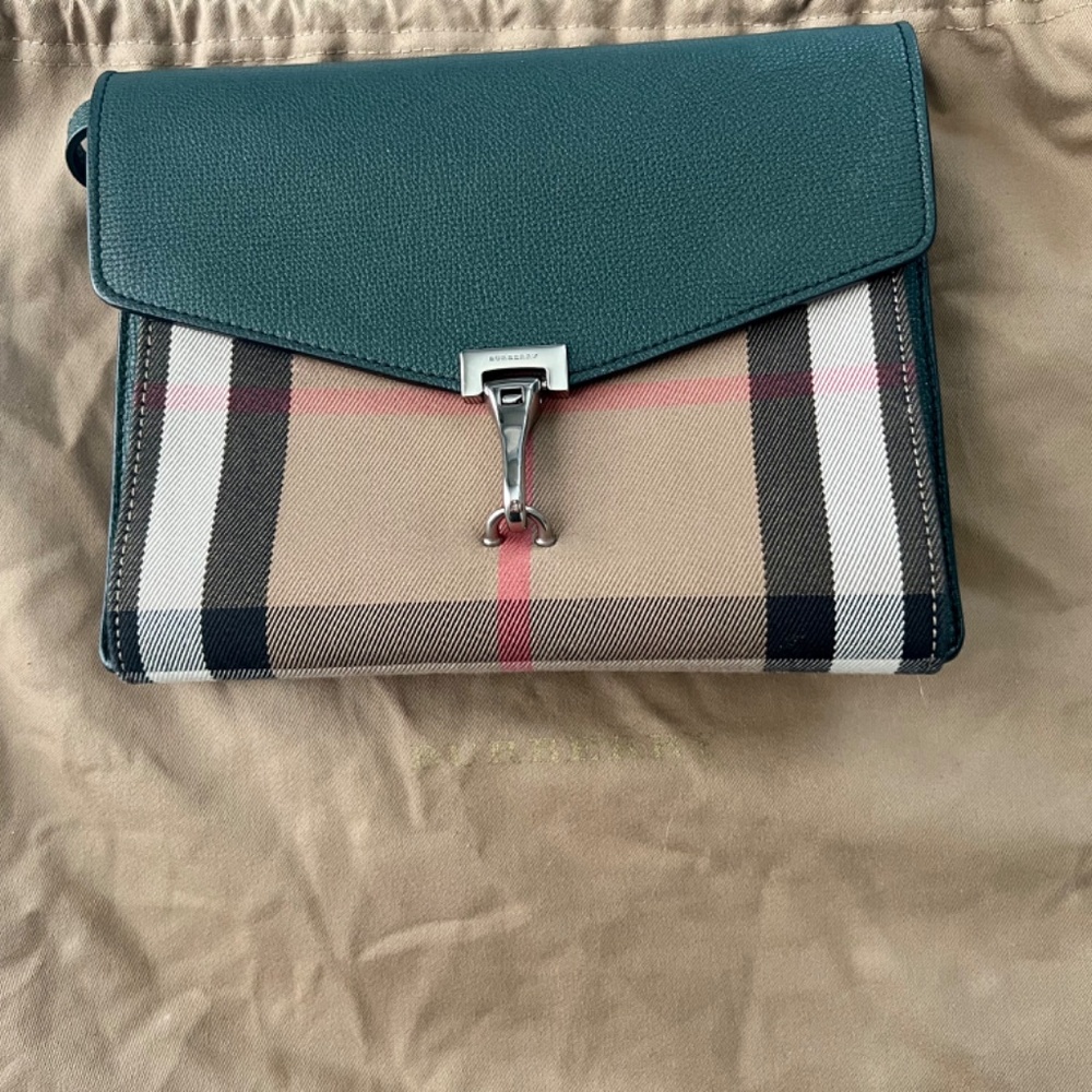 Burberry  Macken bag - Picture 6 of 6